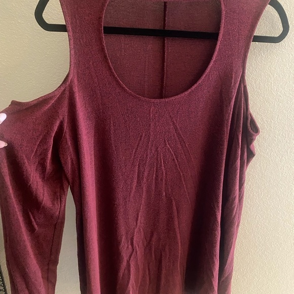 Maurice’s choker style cold shoulder sweater - Picture 2 of 5